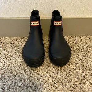 Hunter Chelsea Boots Black Size 8 Practically New!